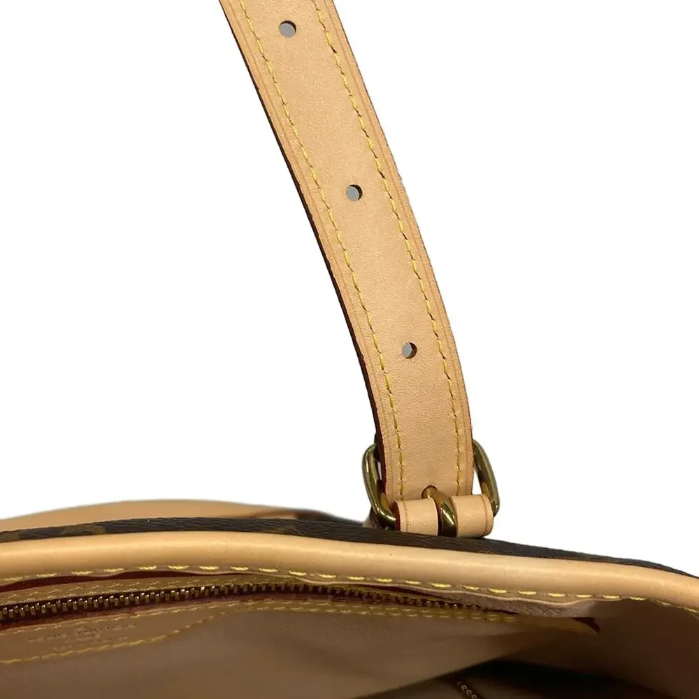 Louis Vuitton Bucket GM Monogram Shoulder Bag M42236